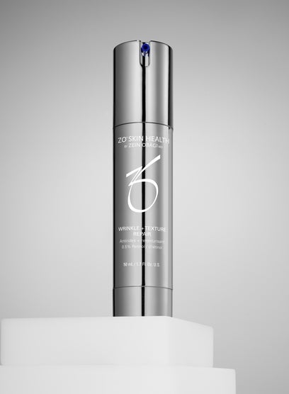 Wrinkle + Texture Repair features 0.5% retinol that acts like a 1% retinol due to its microemulsion delivery system, allowing it to penetrate deeper into the skin for enhanced results. This high-potency formula visibly reduces wrinkles, refines skin texture, and supports long-lasting hydration, restoring a smoother, more youthful appearance.
Key Benefits:
Reduces Lines & Wrinkles: Minimizes the appearance of fine lines and wrinkles for a more youthful look.
Deep Penetration: 0.5% retinol works like 1% ret